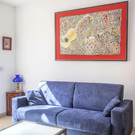 Superbe T2 Refait A Neuf Proche Du Centre Du Village Et De La *